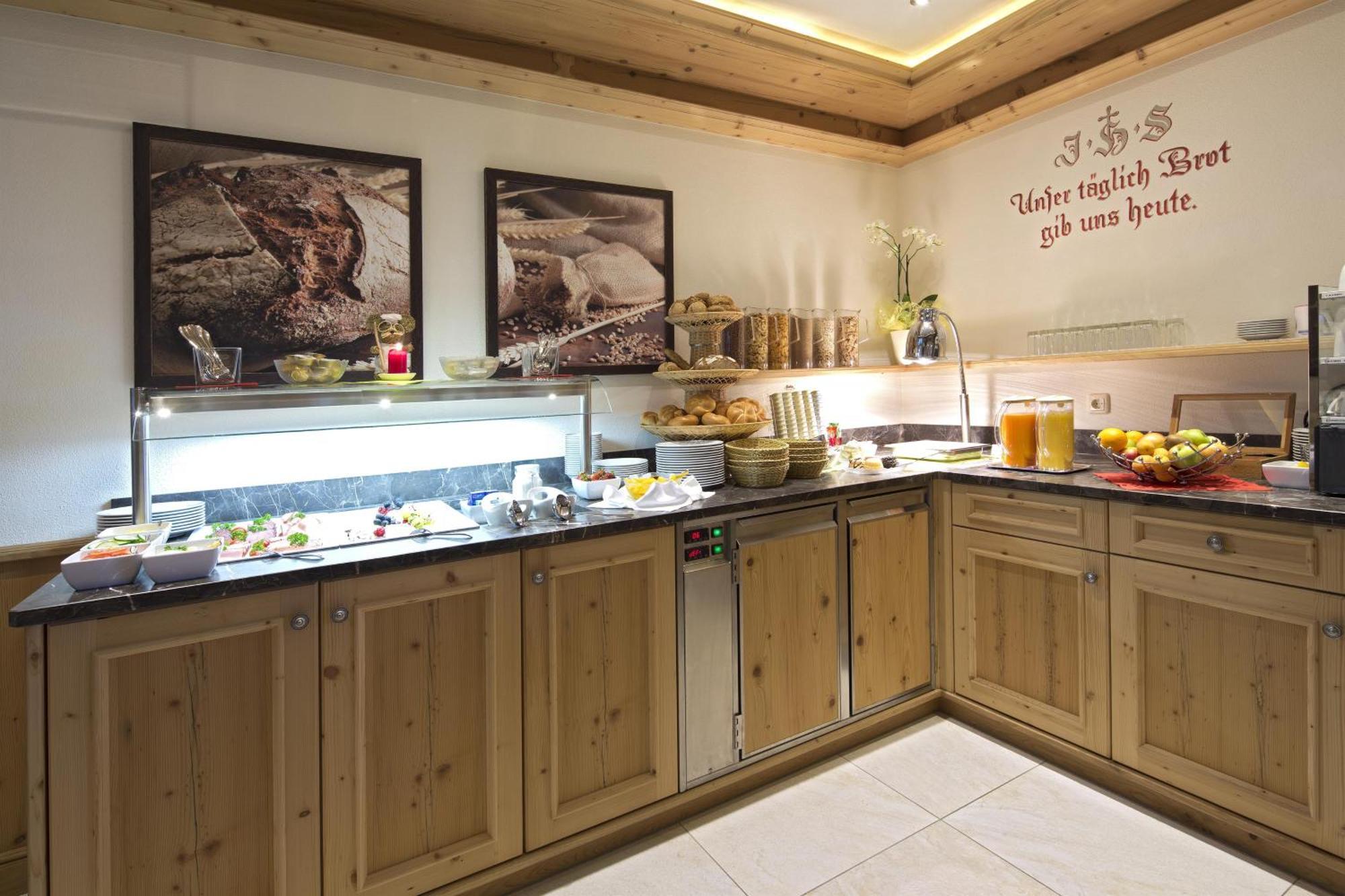 Hotel Garni Bavaria 埃尔毛 外观 照片